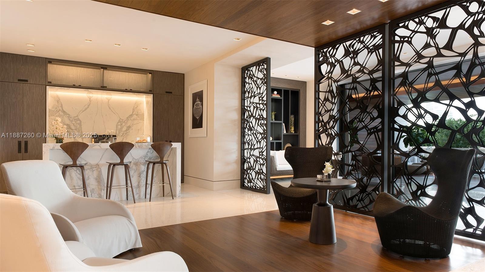 7085 Fisher Is Dr #7085 Miami Beach, FL 33109