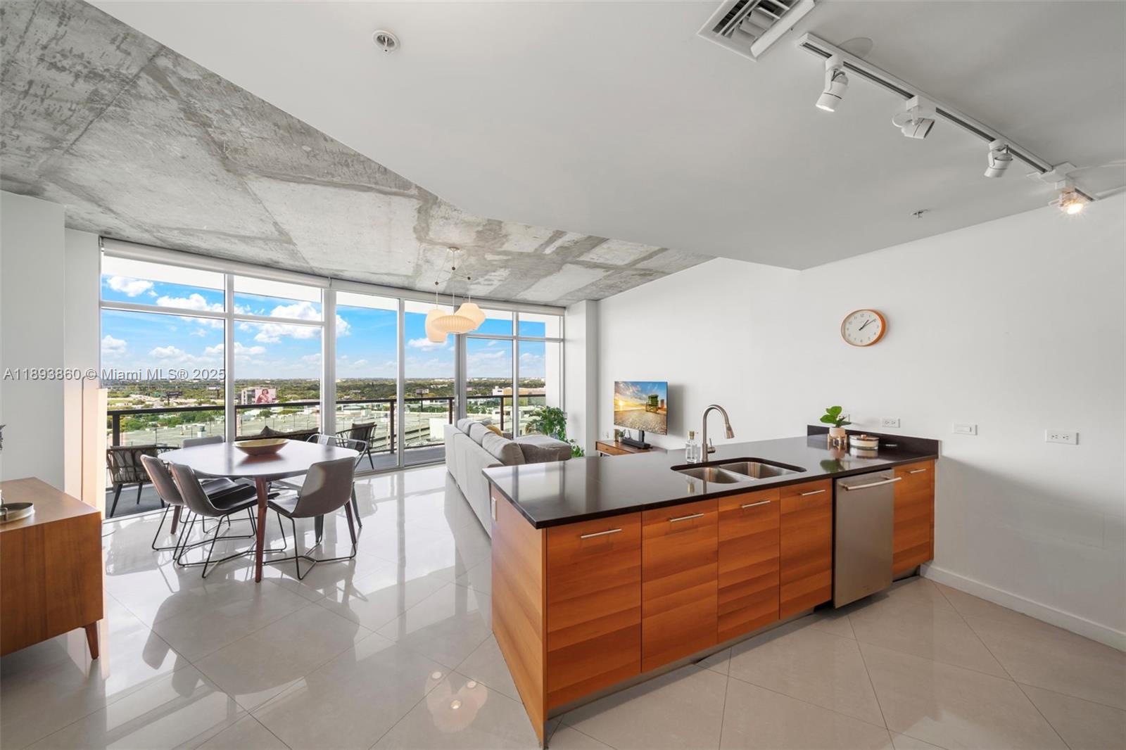 image Four Midtown Miami3