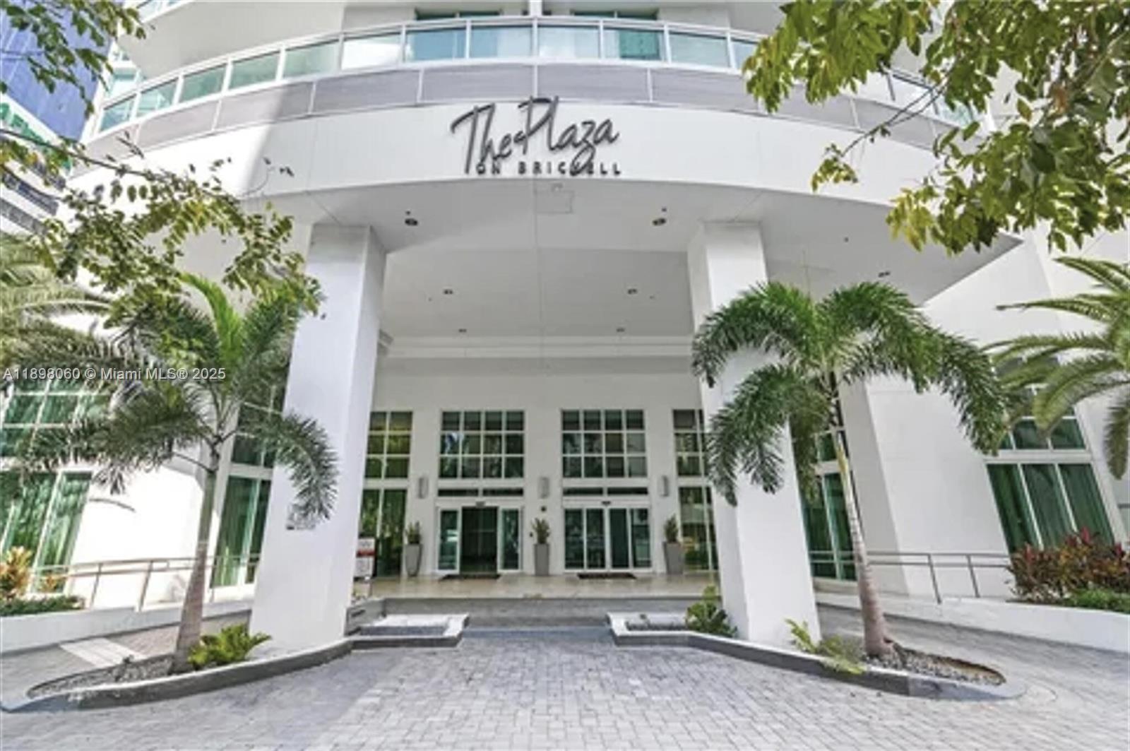 951 Brickell Ave #3103