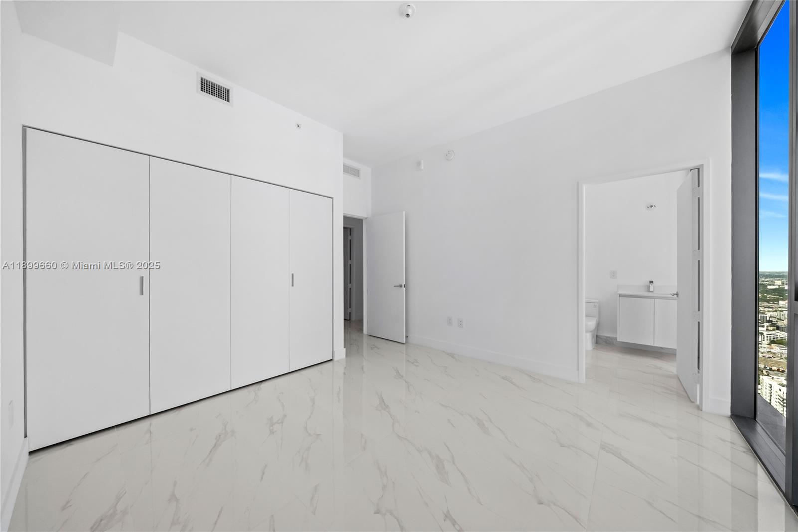 700 NE 24th St #PH-5701 Miami, FL 33137