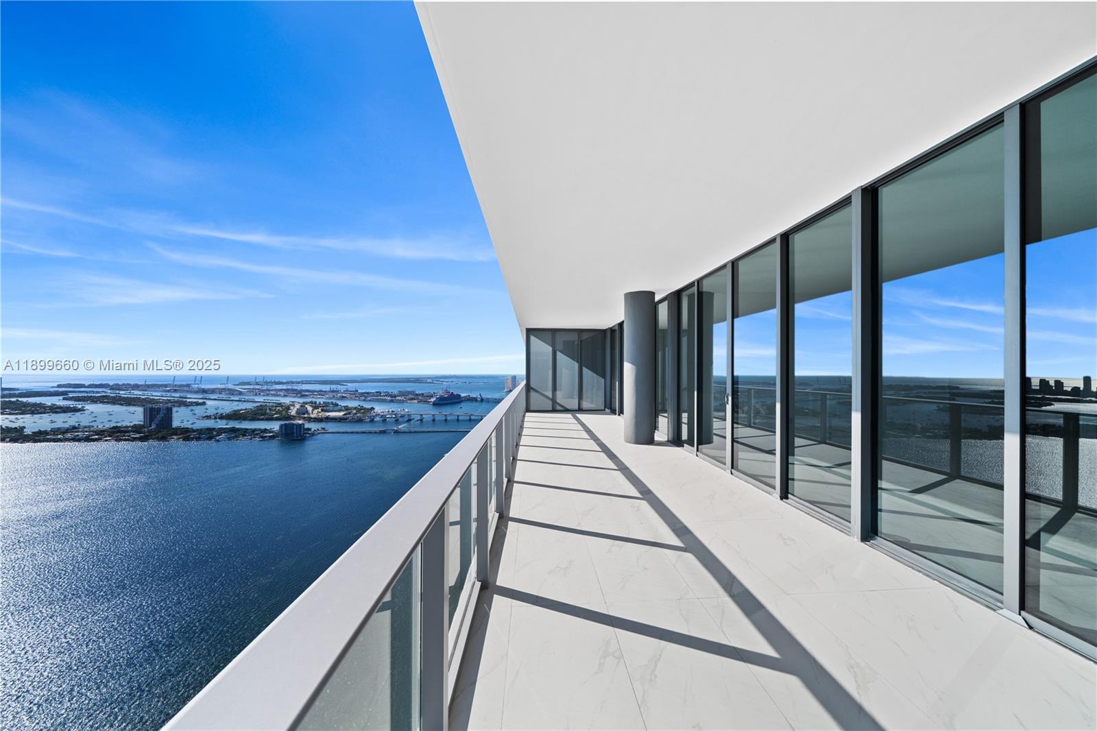 700 NE 24th St #PH-5701 Miami, FL 33137