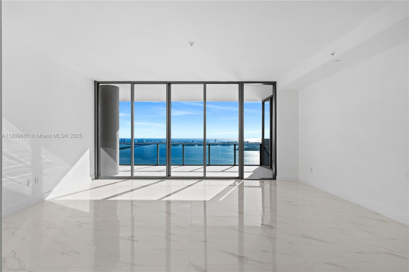 700 NE 24th St #PH-5701 Miami, FL 33137