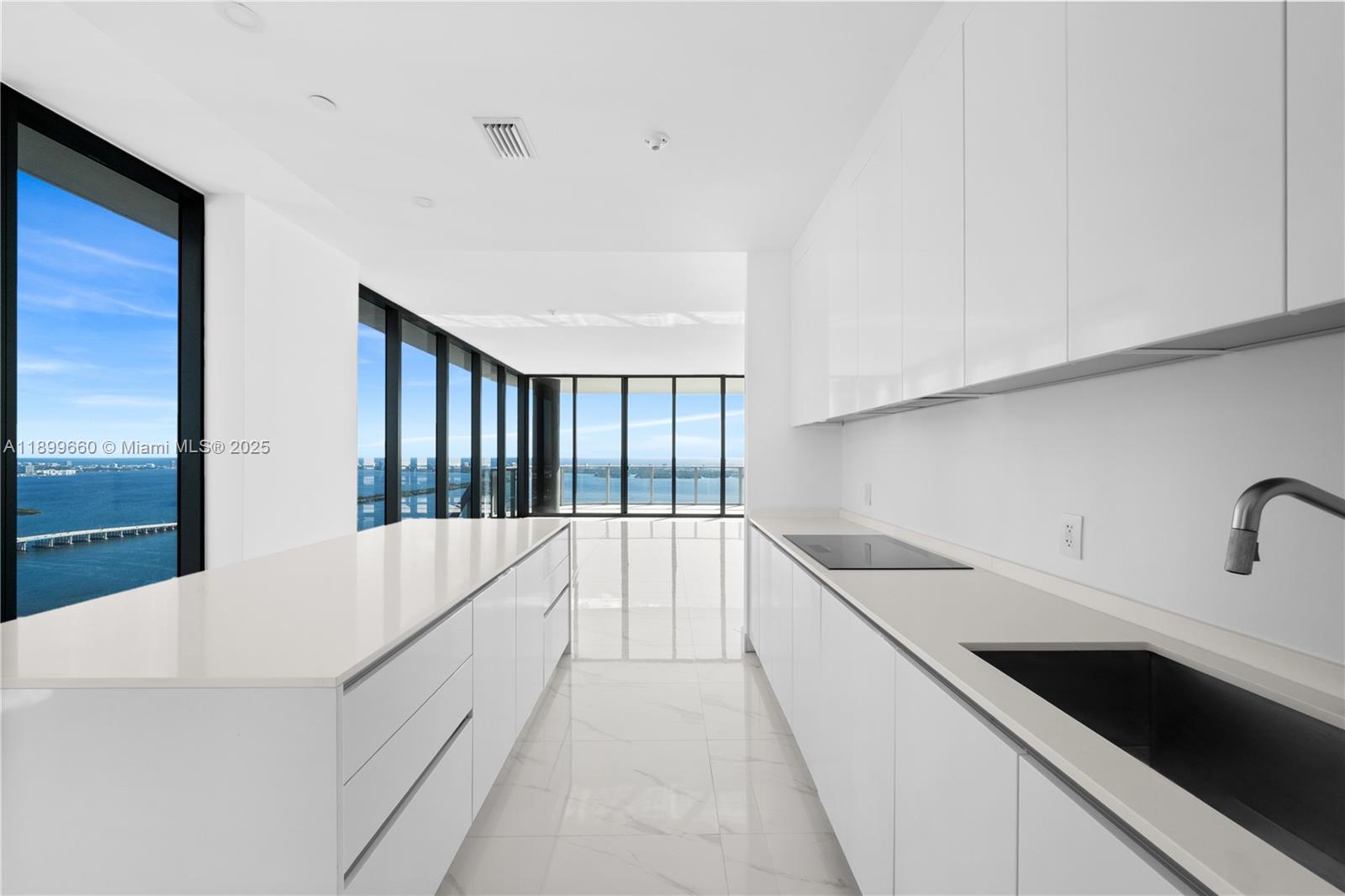 700 NE 24th St #PH-5701 Miami, FL 33137