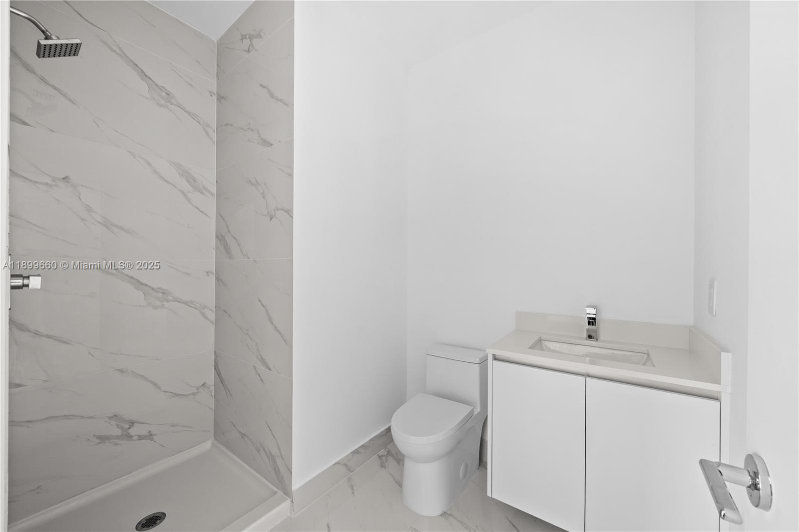 700 NE 24th St #PH-5701 Miami, FL 33137