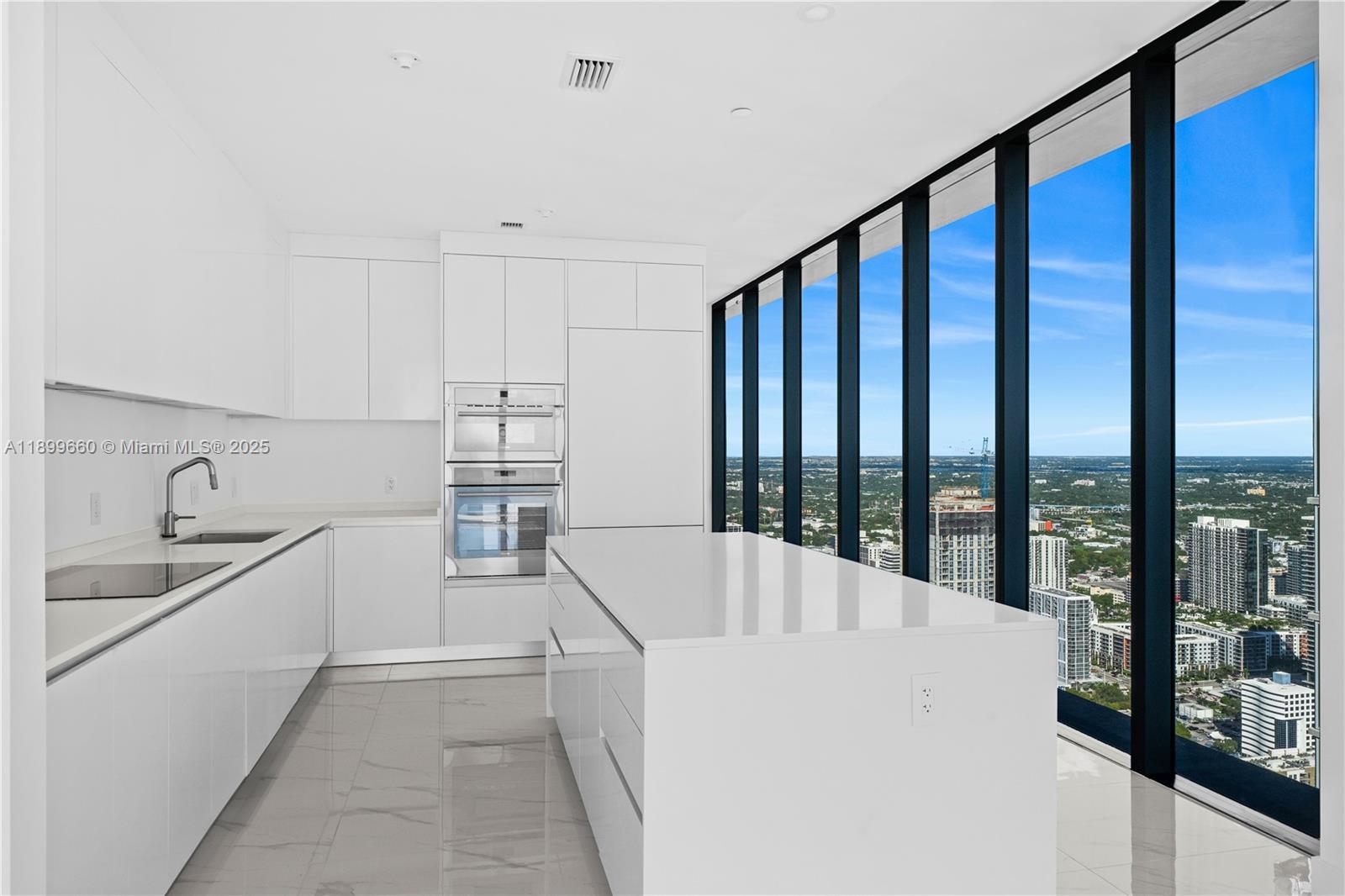 700 NE 24th St #PH-5701 Miami, FL 33137