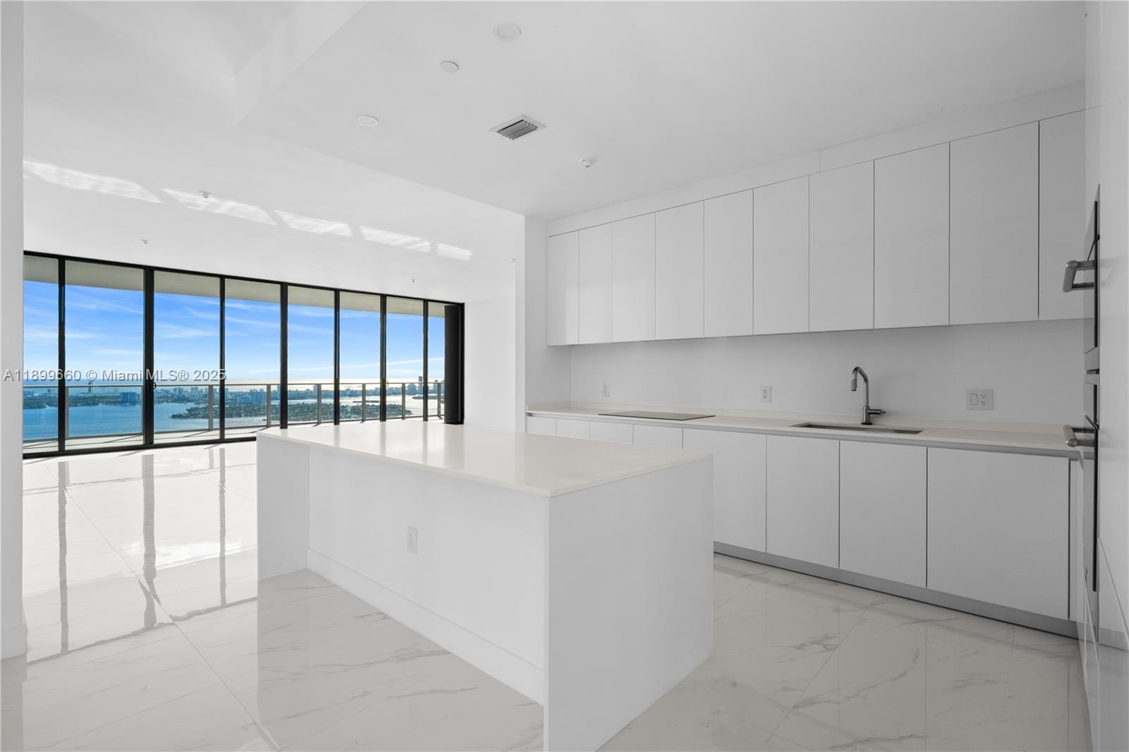 700 NE 24th St #PH-5701 Miami, FL 33137