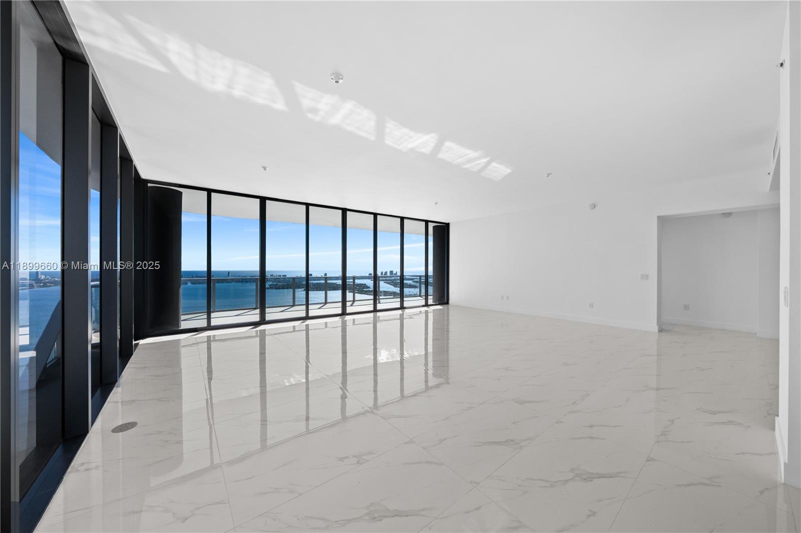 700 NE 24th St #PH-5701 Miami, FL 33137