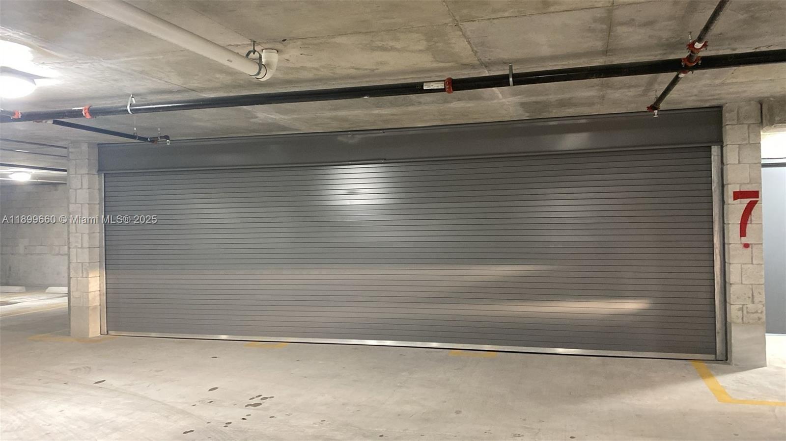 700 NE 24th St #PH-5701 Miami, FL 33137