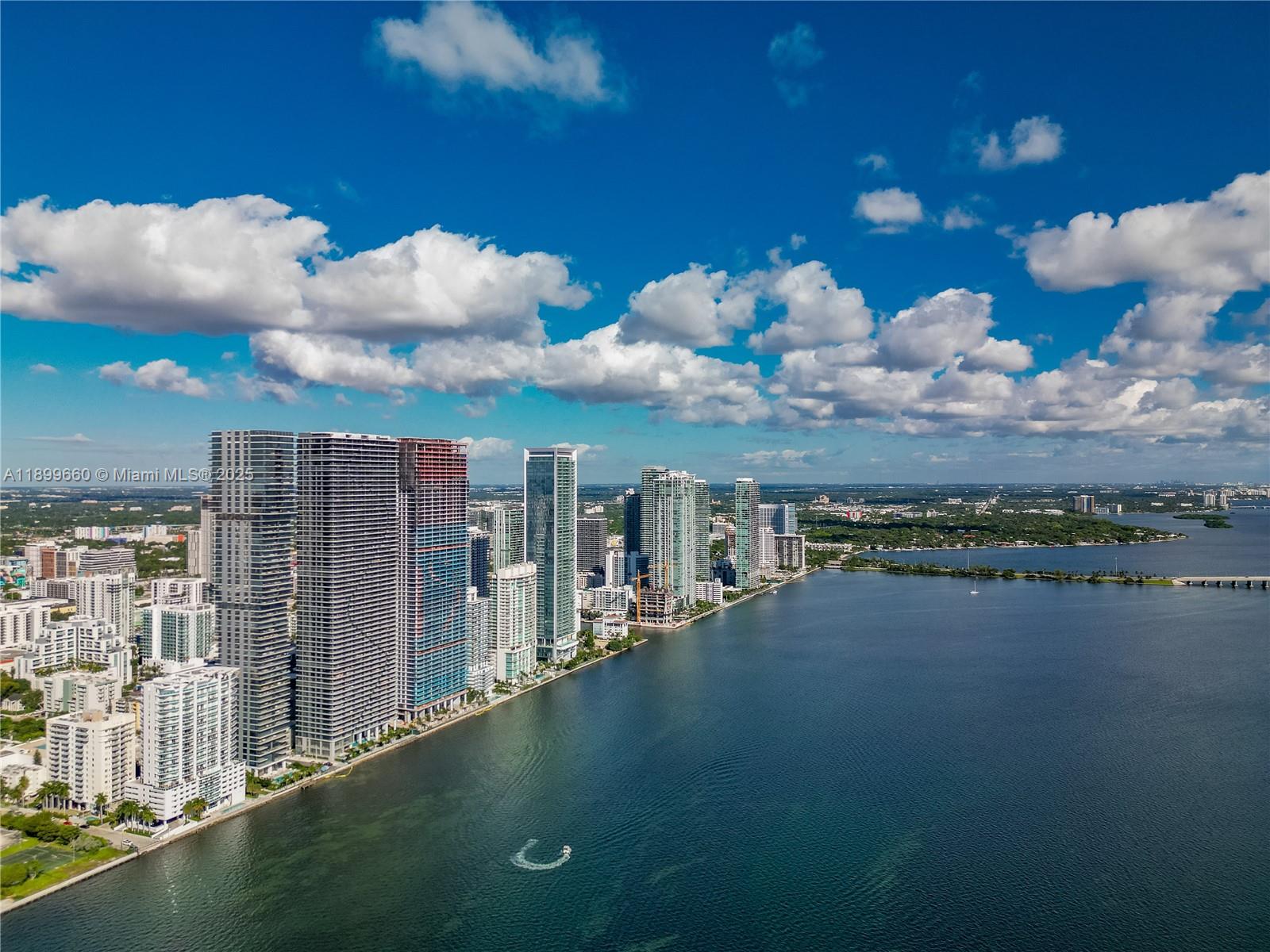 700 NE 24th St #PH-5701 Miami, FL 33137