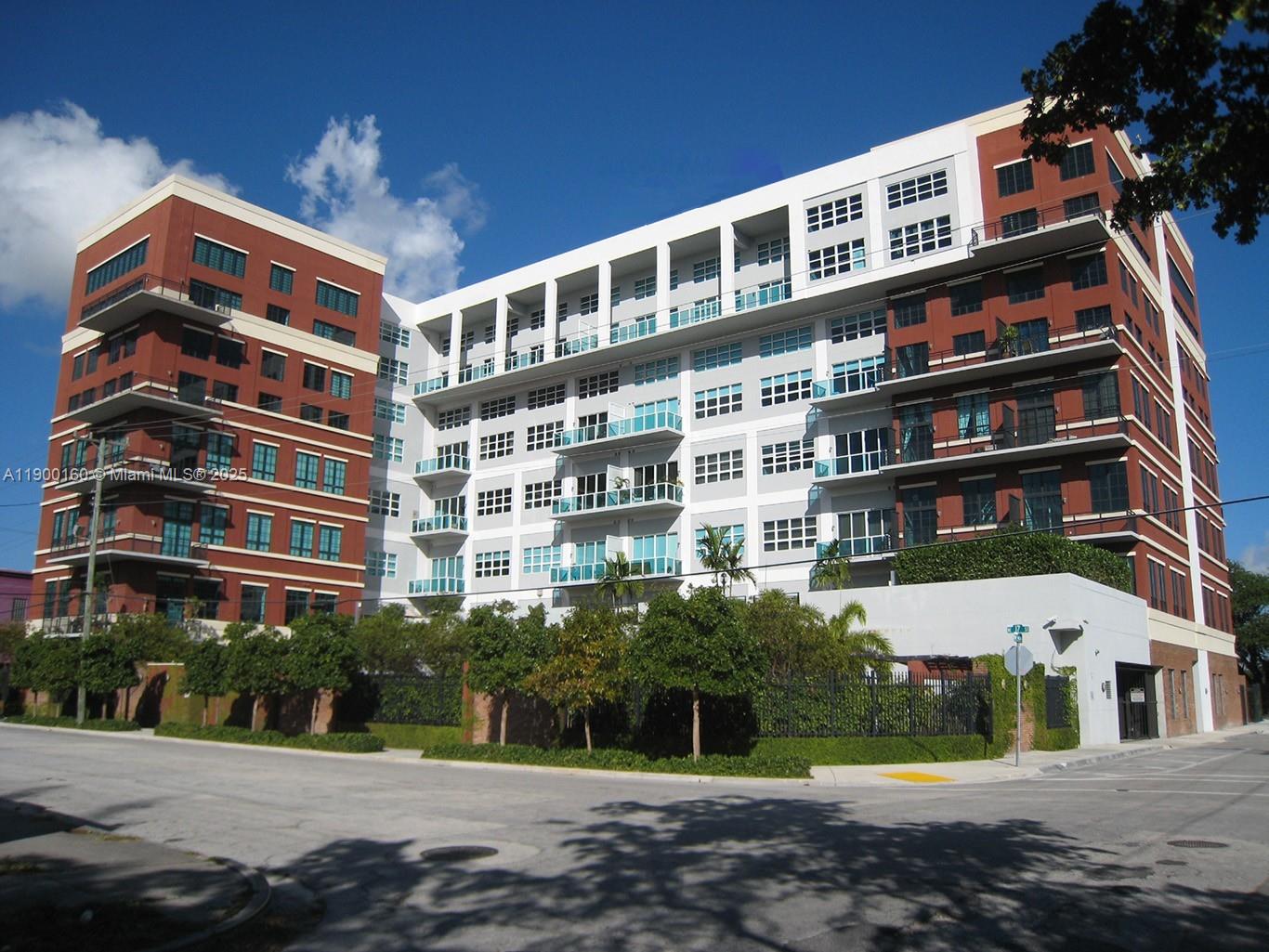 1749 NE Miami Ct #510