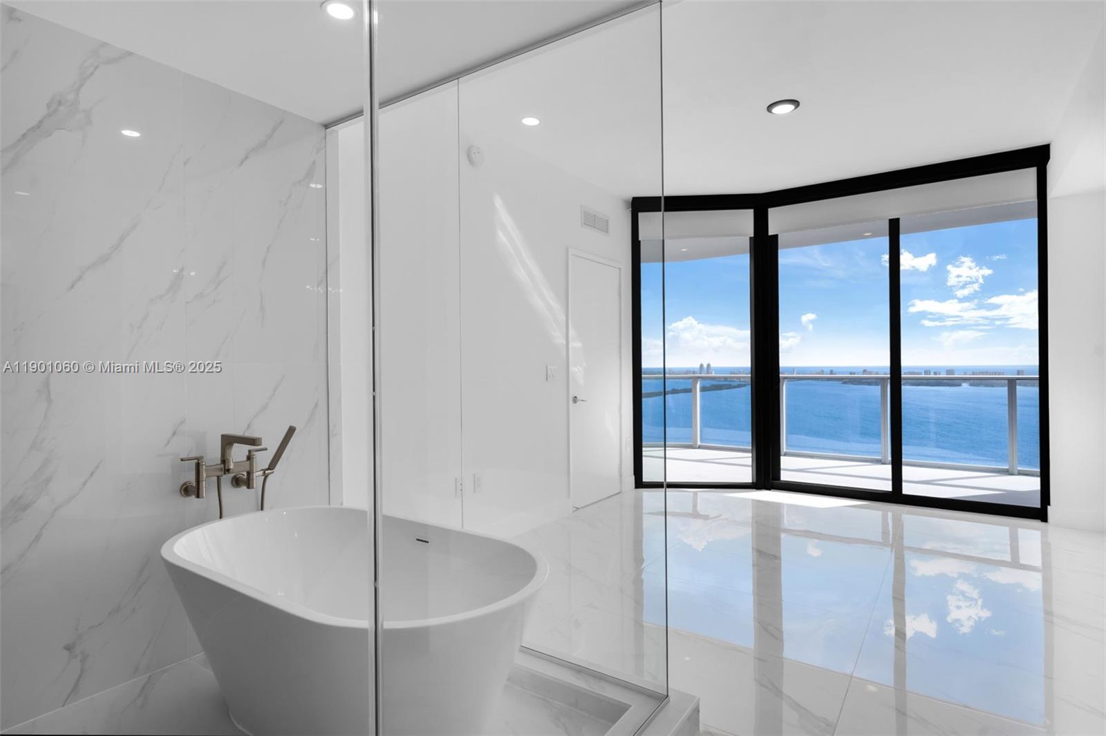 image Aria Reserve36