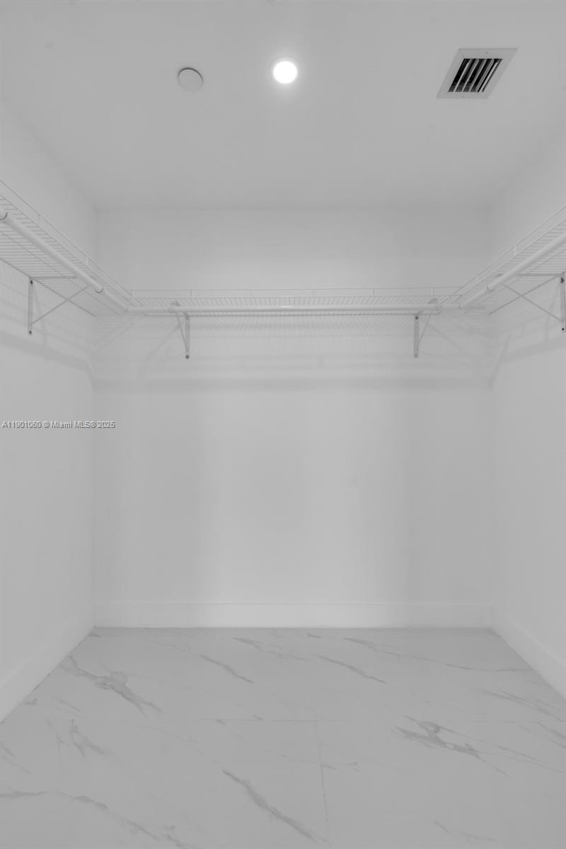 image Aria Reserve37