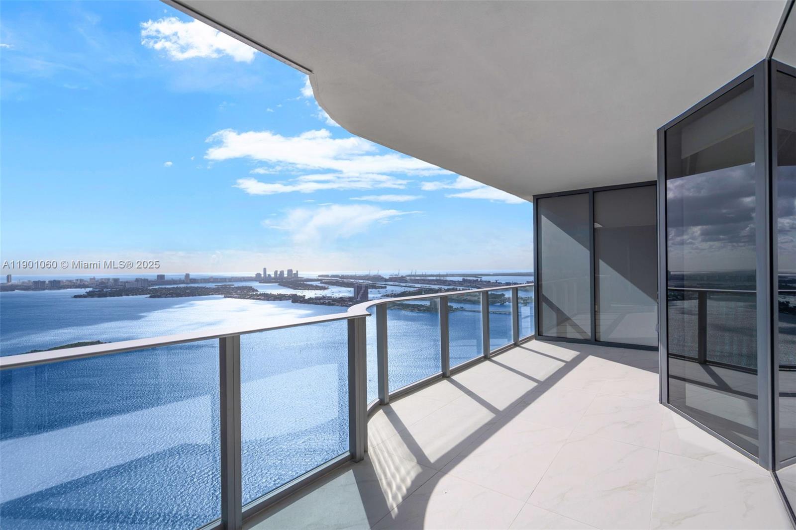 image Aria Reserve42