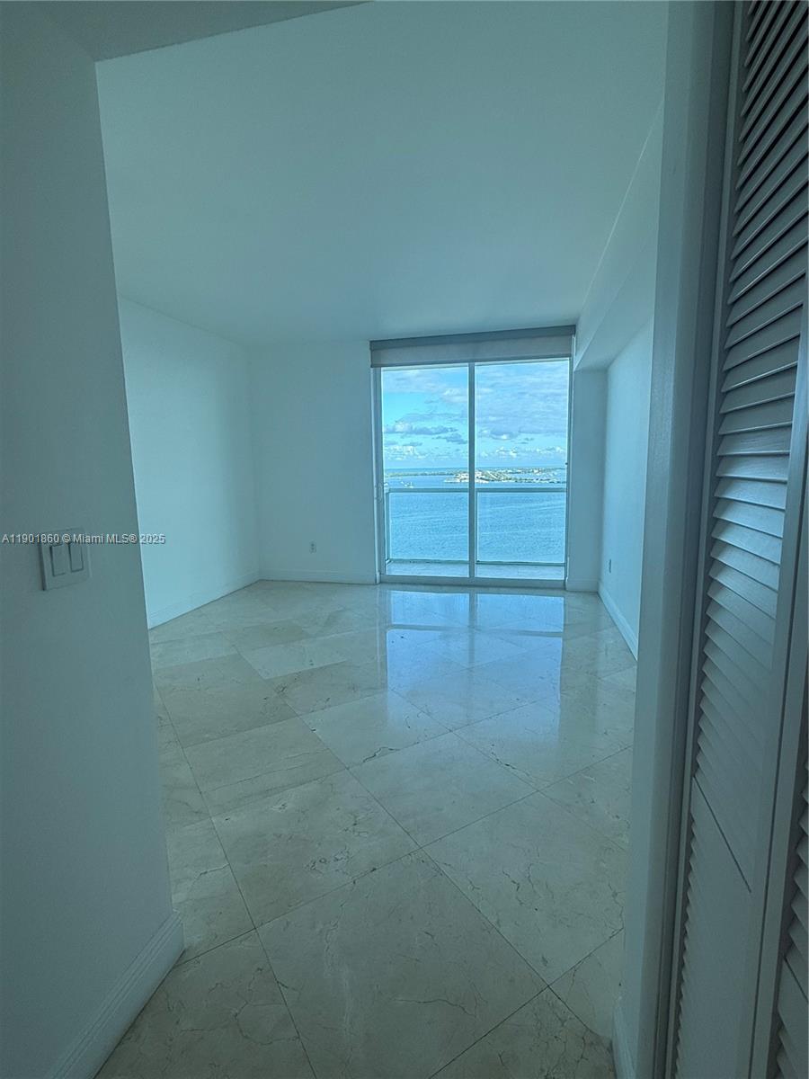 image The Emerald At Brickell3