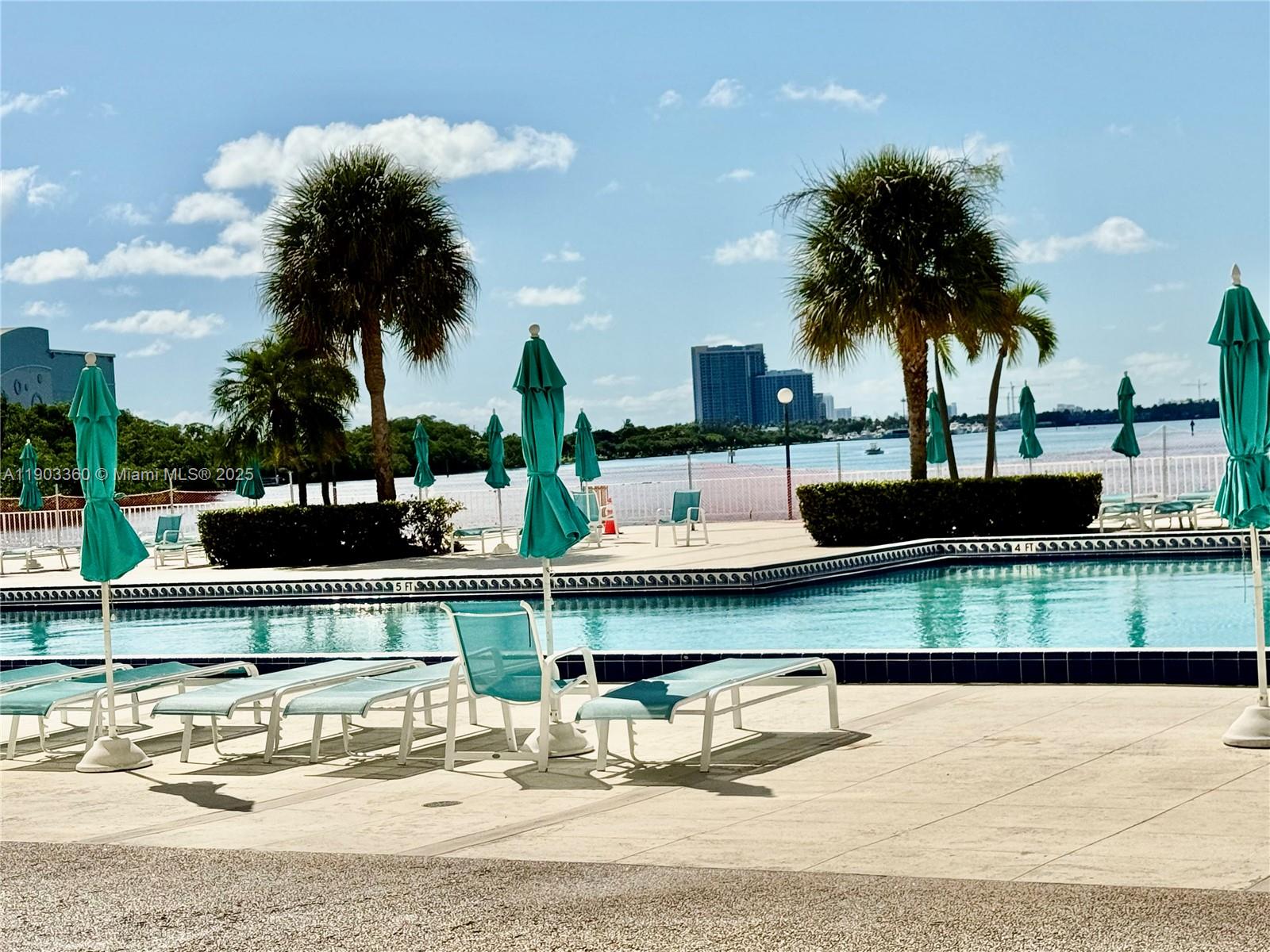 image Arlen House Condo20