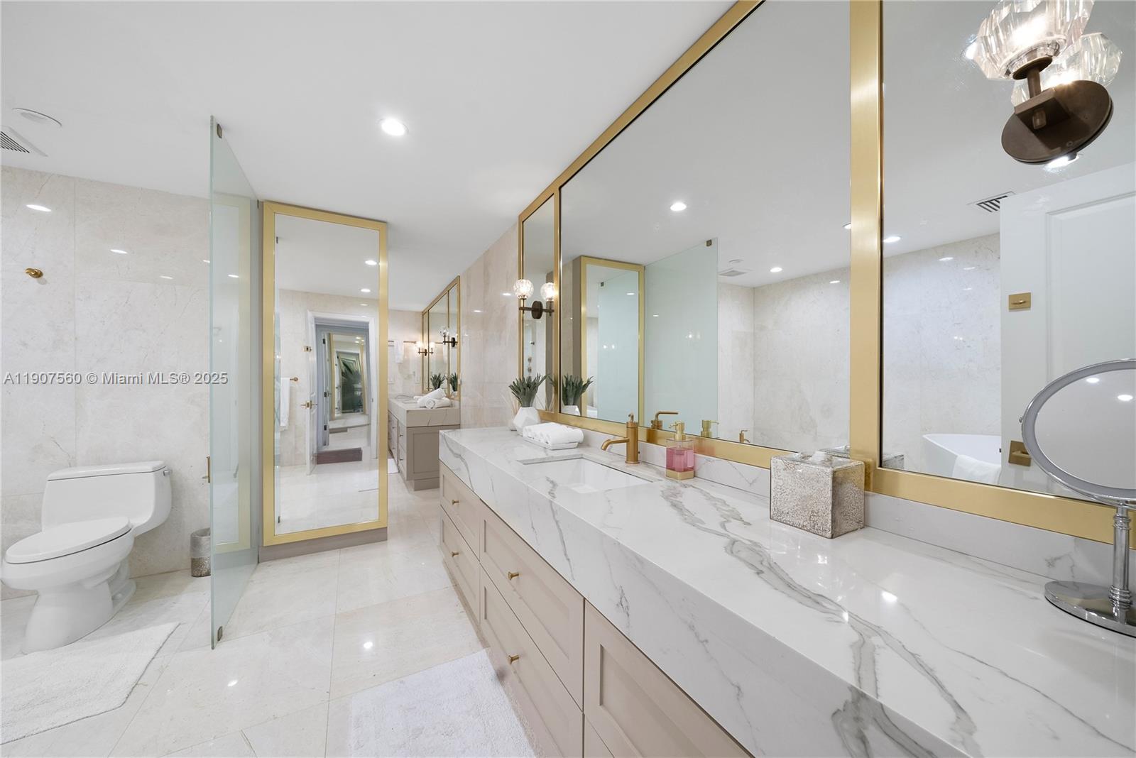 1925 Brickell Ave #DPH3 Miami, FL 33129