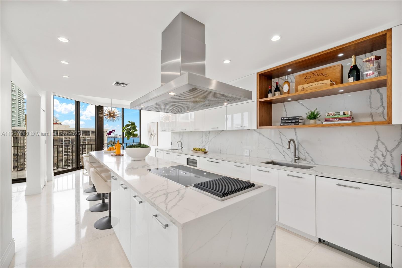 1925 Brickell Ave #DPH3 Miami, FL 33129