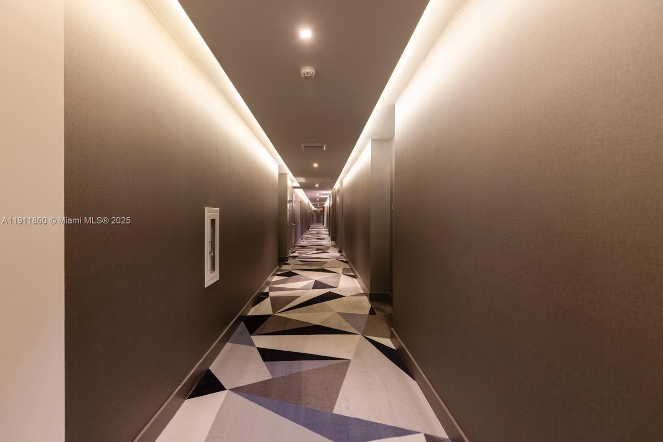 17111 SE Biscayne Blvd #909 North Miami Beach, FL 33160