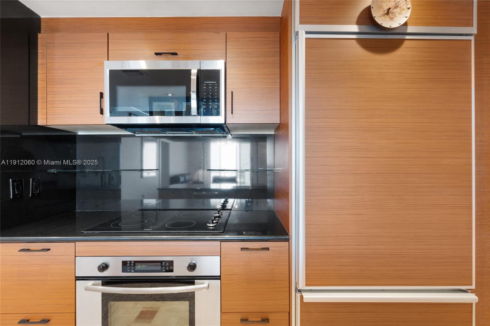 50 Biscayne Blvd #4808 Miami, FL 33132