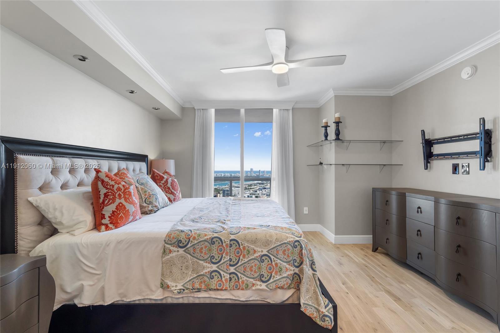 50 Biscayne Blvd #4808 Miami, FL 33132