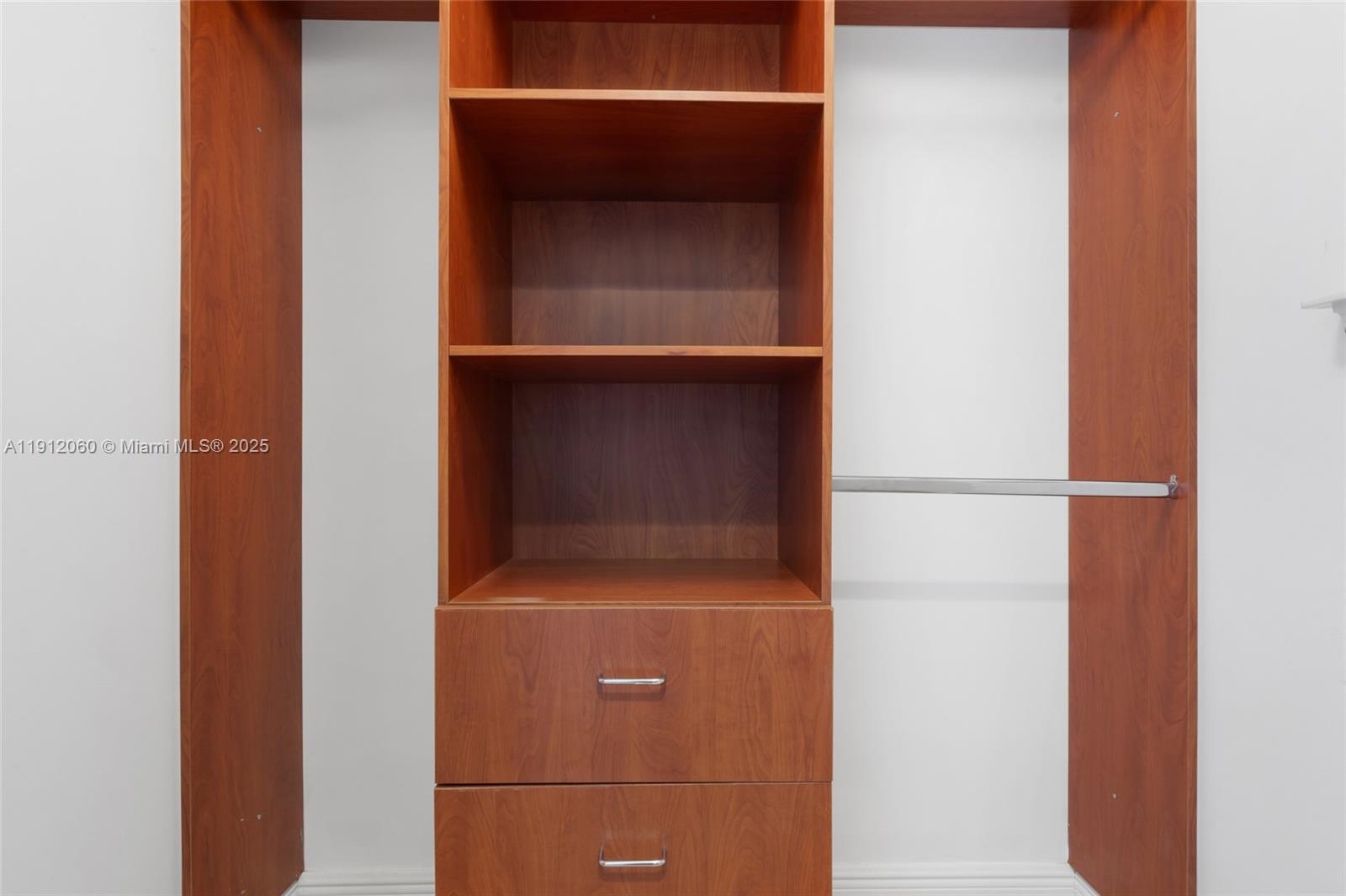 50 Biscayne Blvd #4808 Miami, FL 33132