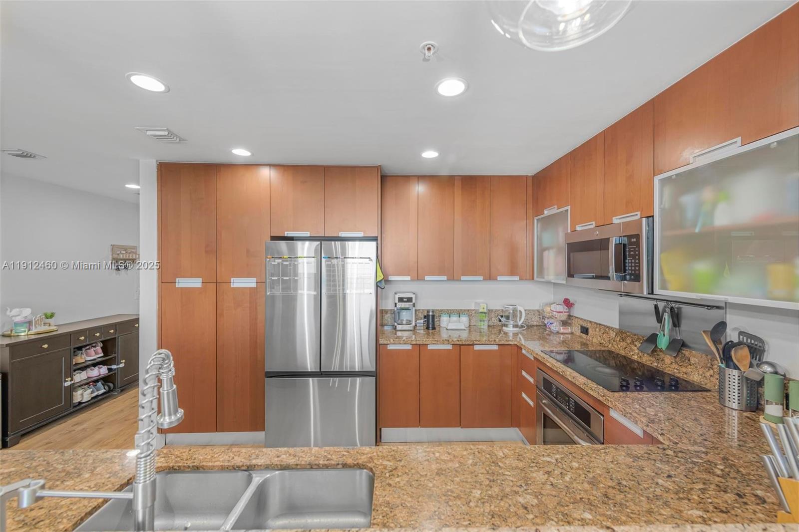 7901 Hispanola Ave #603 North Bay Village, FL 33141