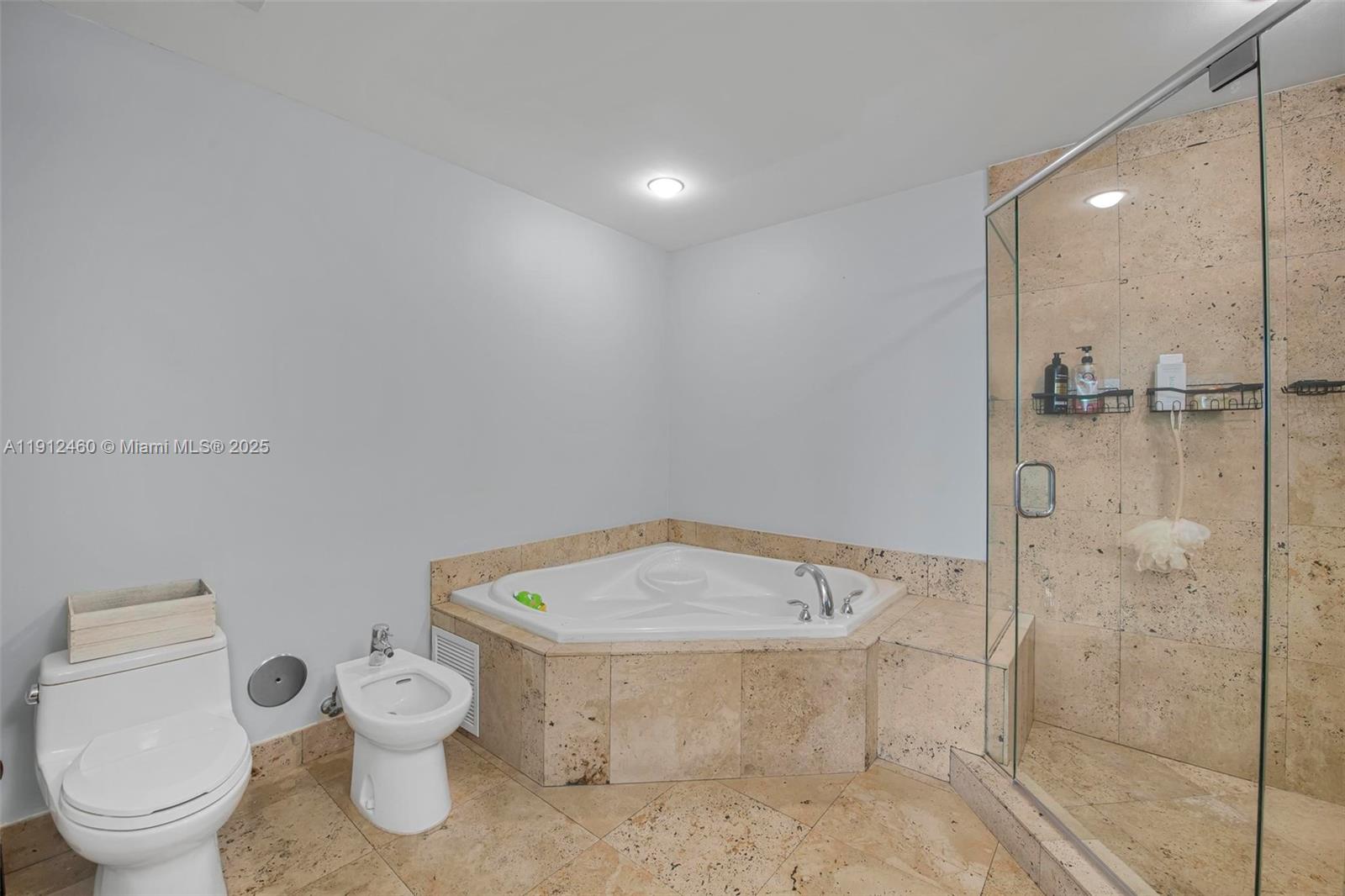 7901 Hispanola Ave #603 North Bay Village, FL 33141