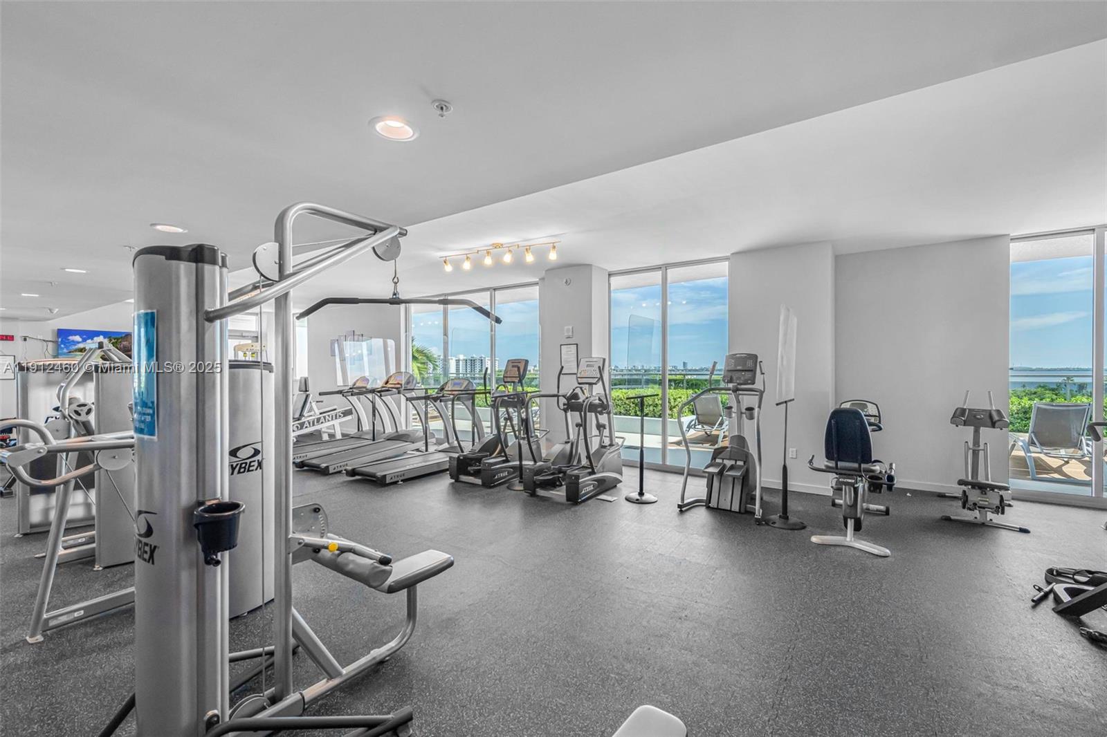 7901 Hispanola Ave #603 North Bay Village, FL 33141