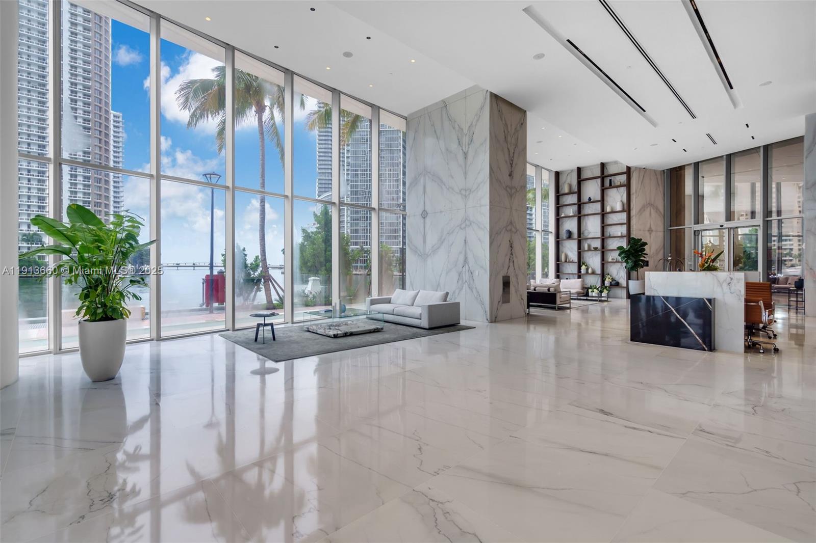 300 Biscayne Blvd Way #3009W Miami, FL 33131