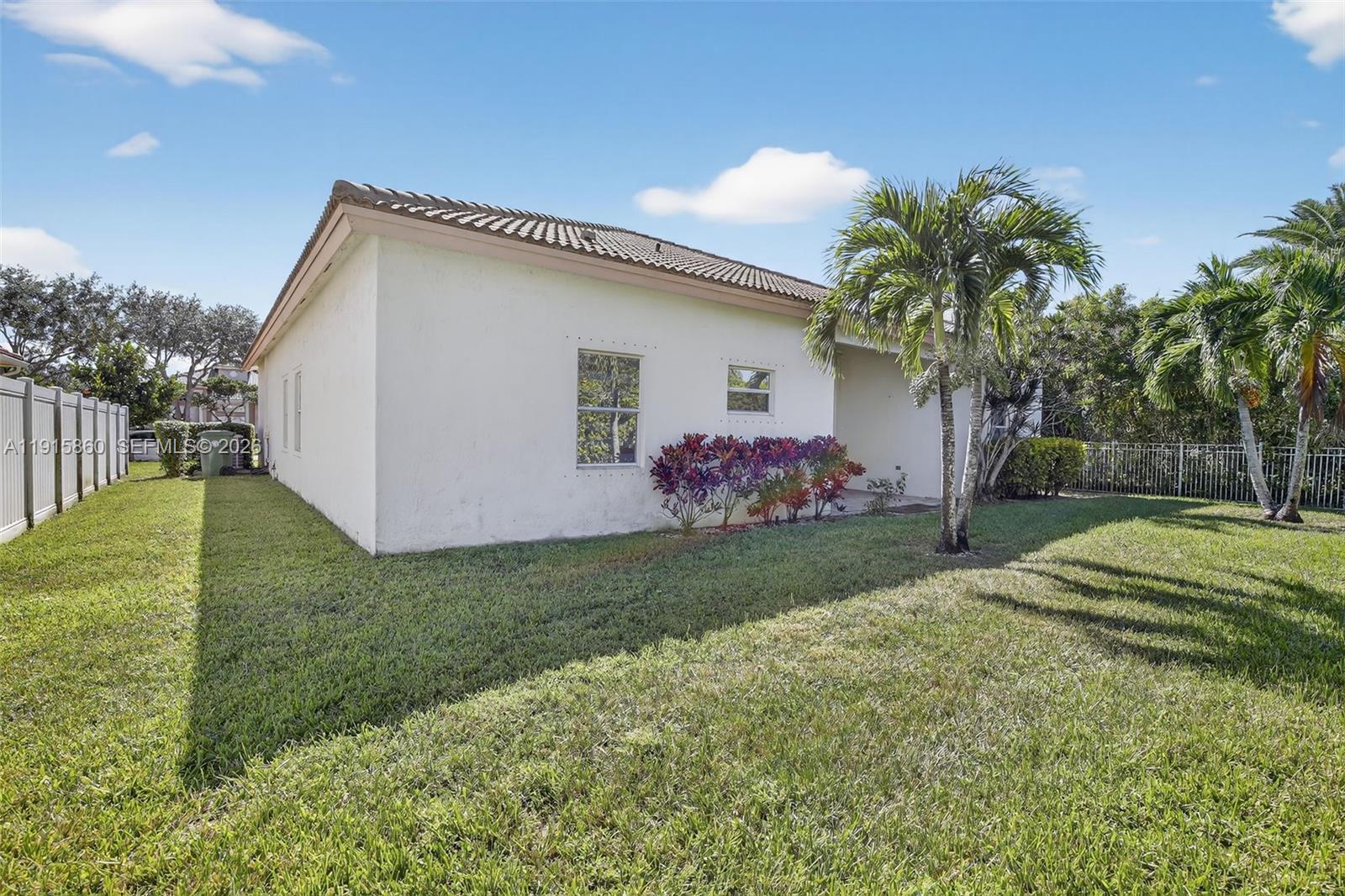 17061 NW 17th St Pembroke Pines, FL 33028