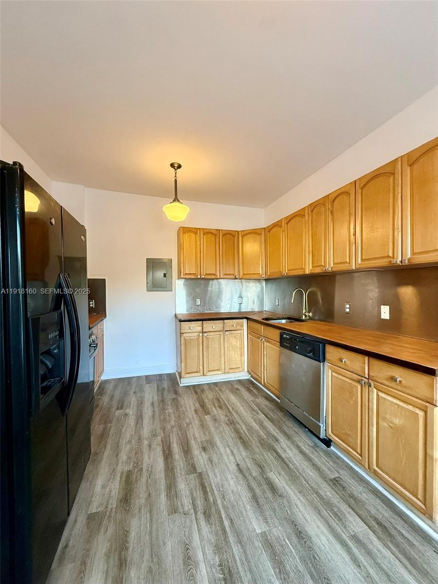 4035 N Meridian Ave #306 Miami Beach, FL 33140