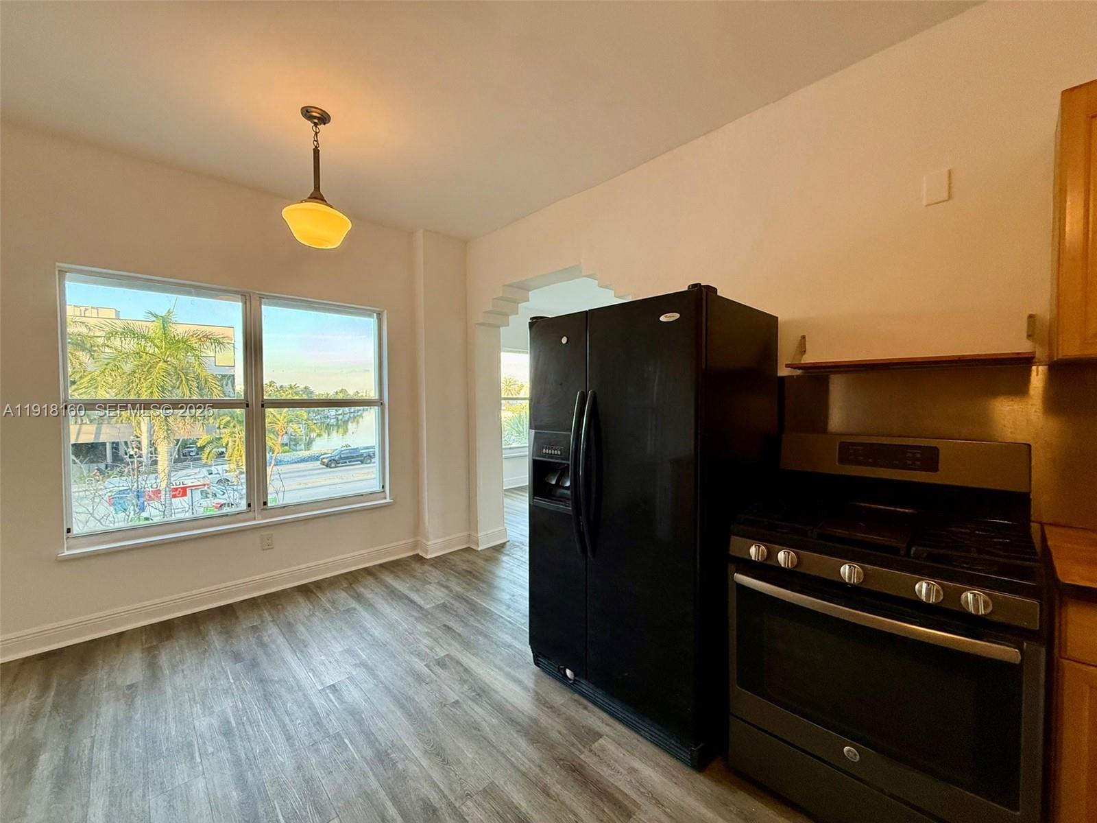 4035 N Meridian Ave #306 Miami Beach, FL 33140