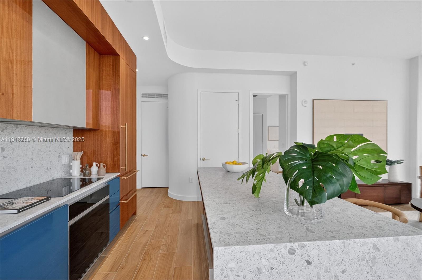 2655 S Bayshore Dr #1409 Miami, FL 33133