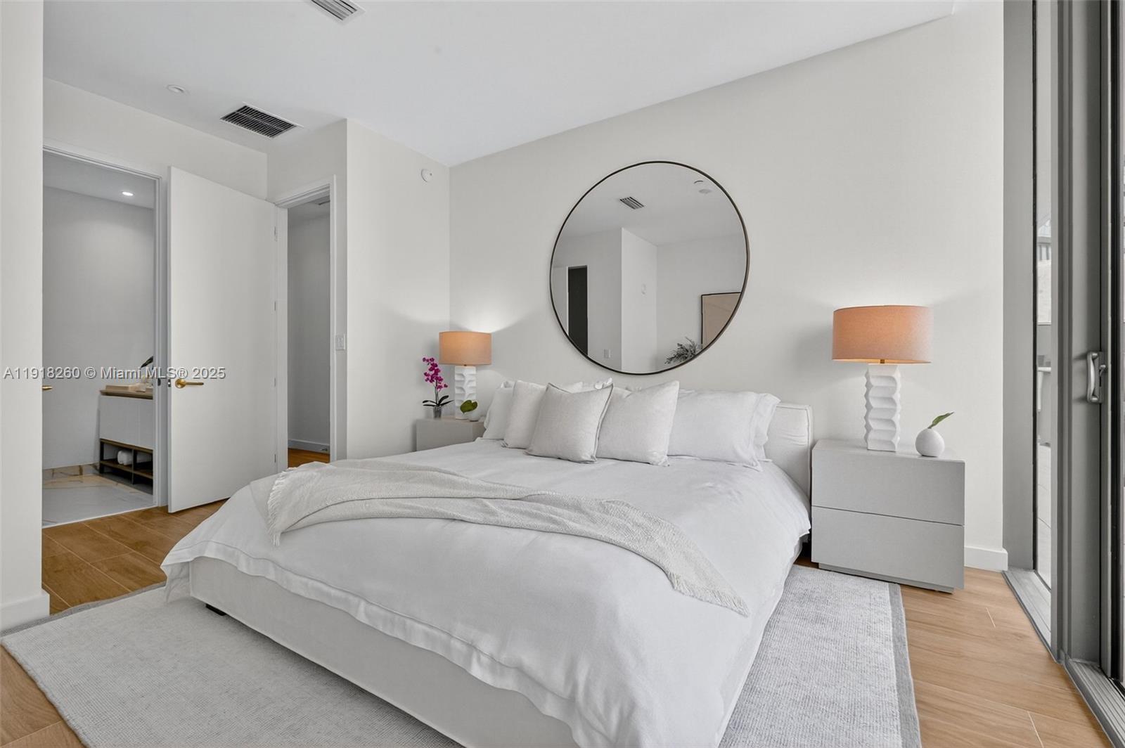 2655 S Bayshore Dr #1409 Miami, FL 33133