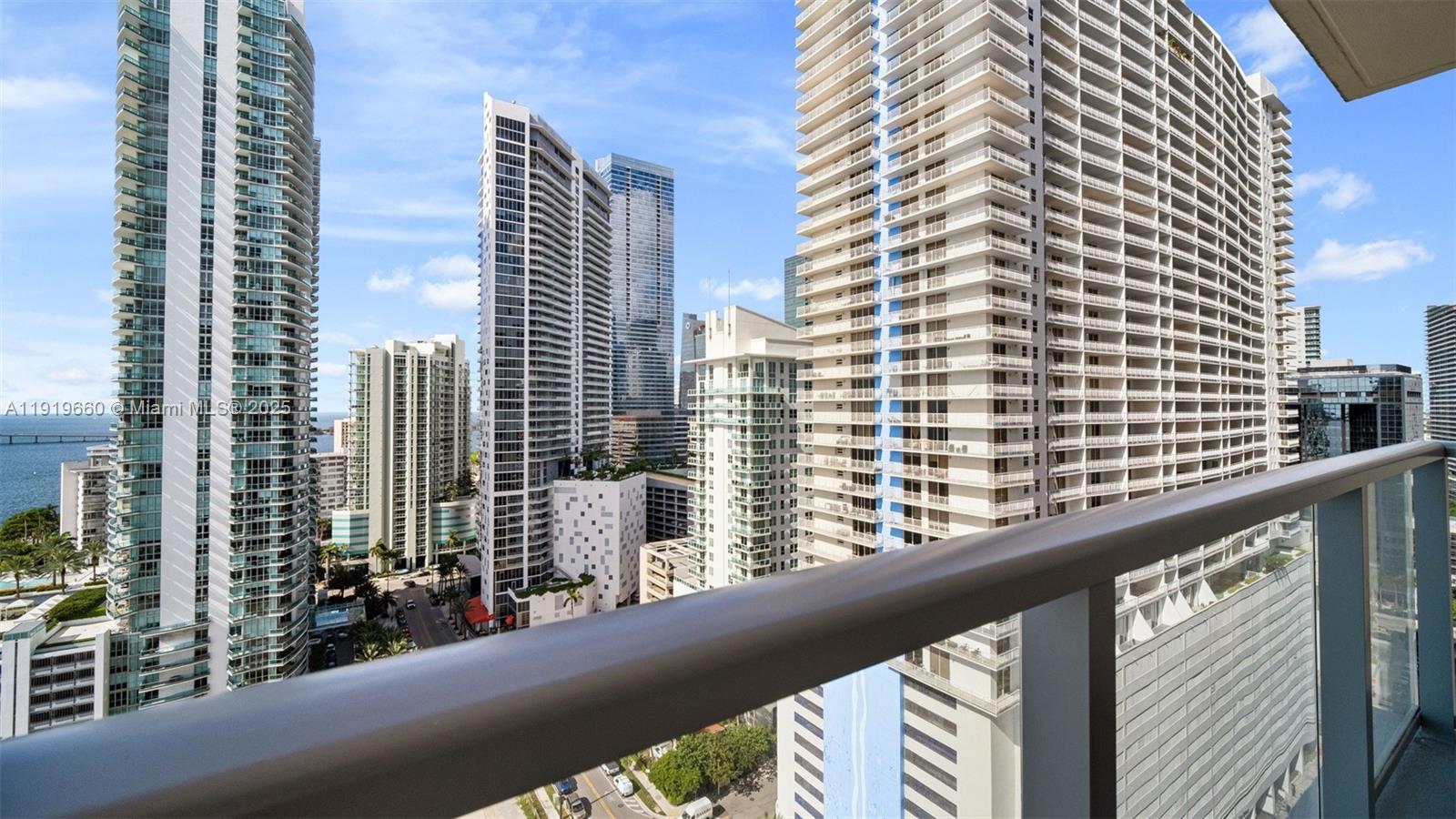 1155 Brickell Bay Dr #2203 Miami, FL 33131