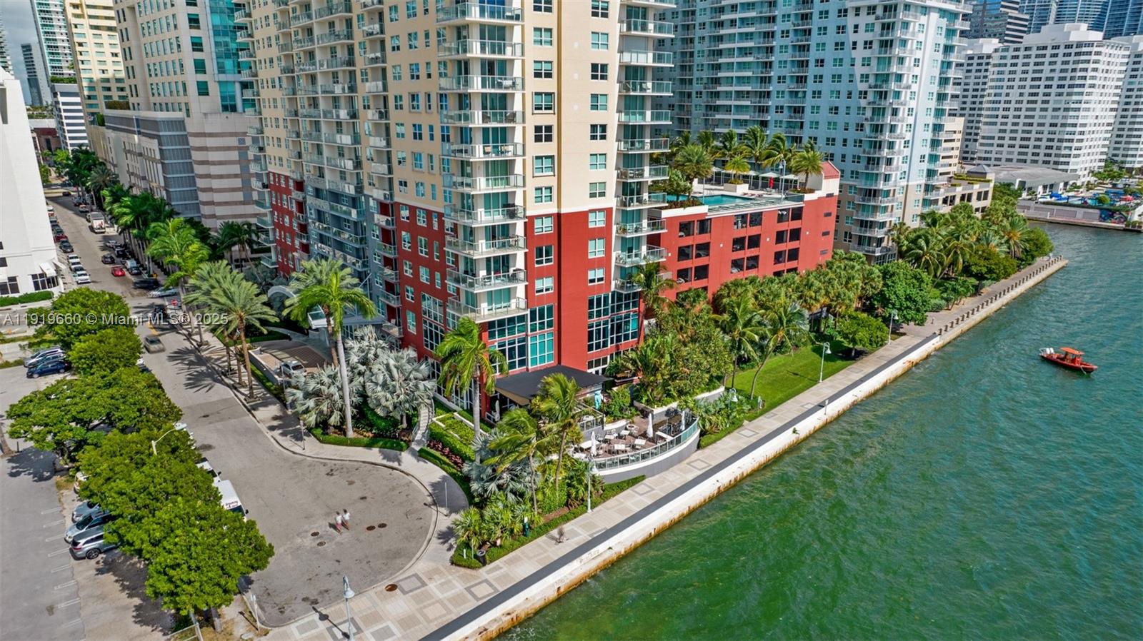 1155 Brickell Bay Dr #2203 Miami, FL 33131