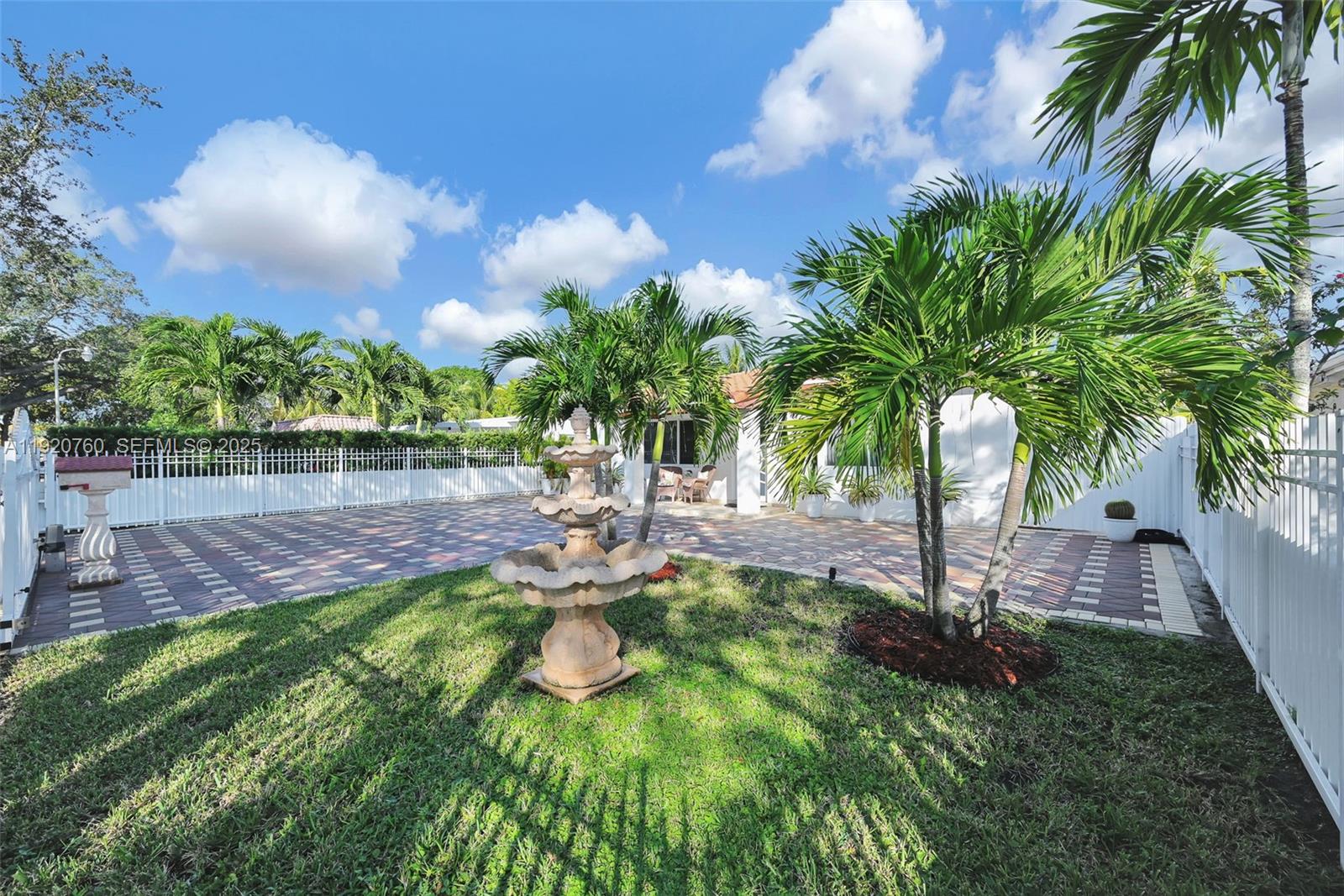 1645 NW 120th St North Miami, FL 33167