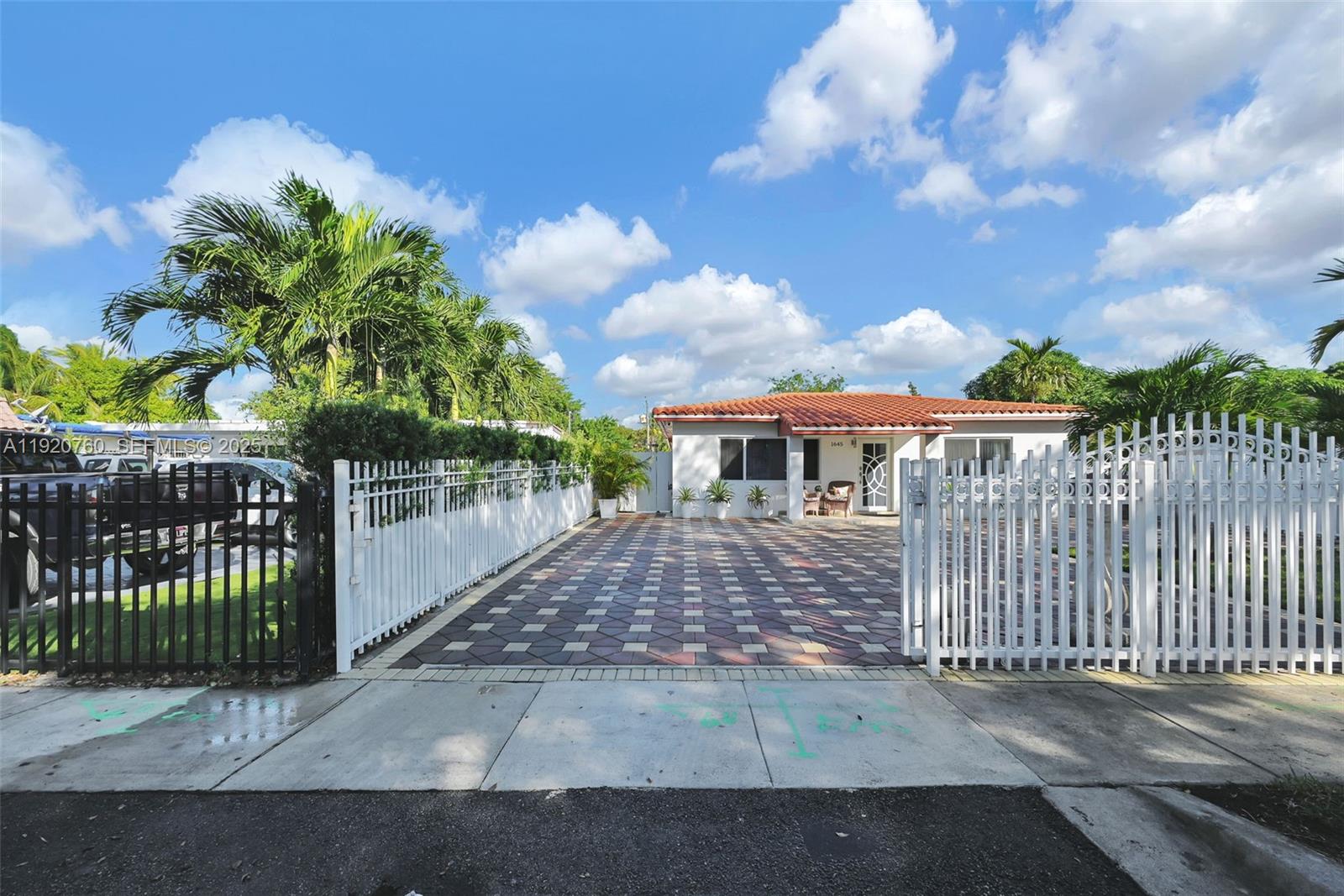 1645 NW 120th St North Miami, FL 33167
