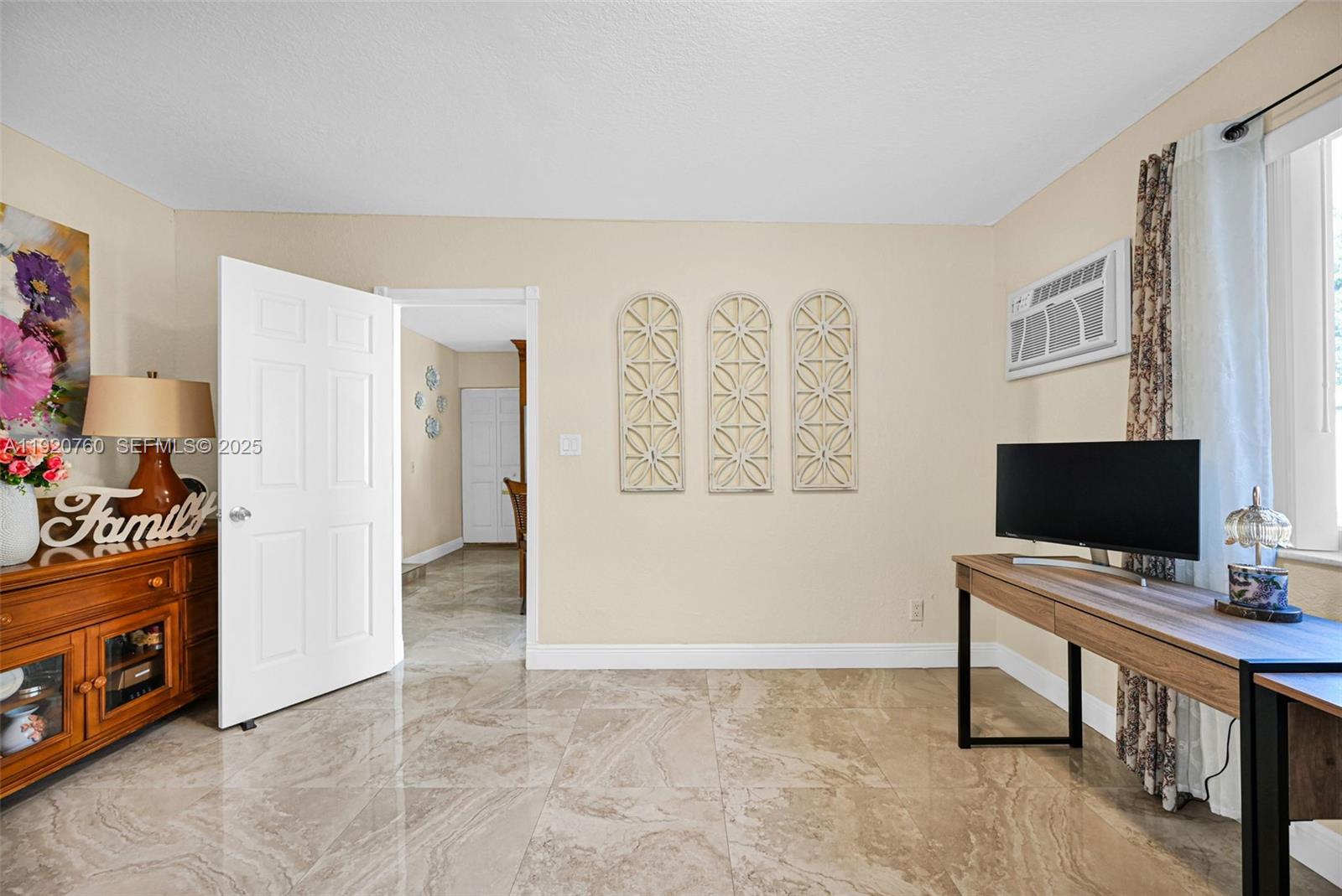 1645 NW 120th St North Miami, FL 33167