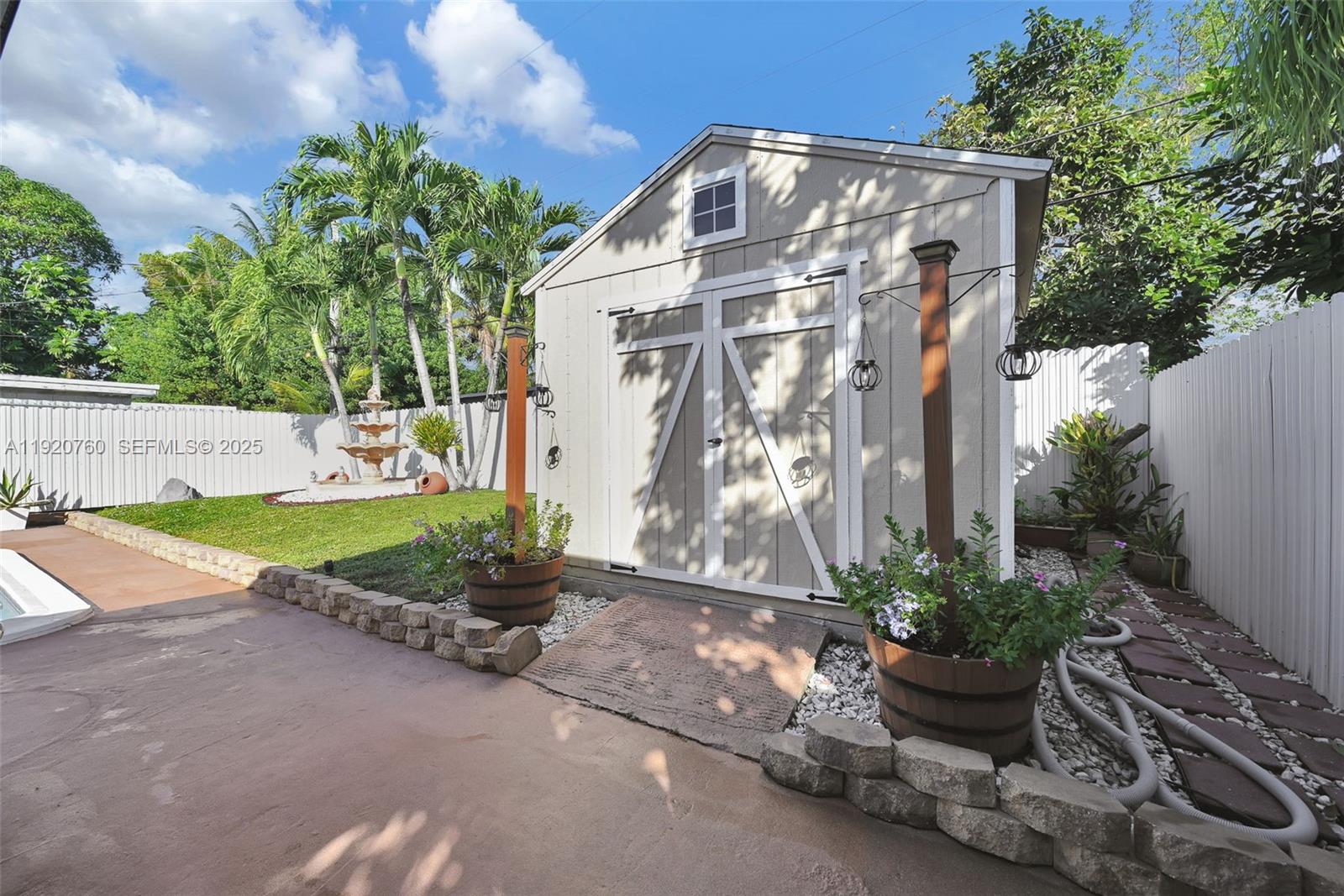 1645 NW 120th St North Miami, FL 33167