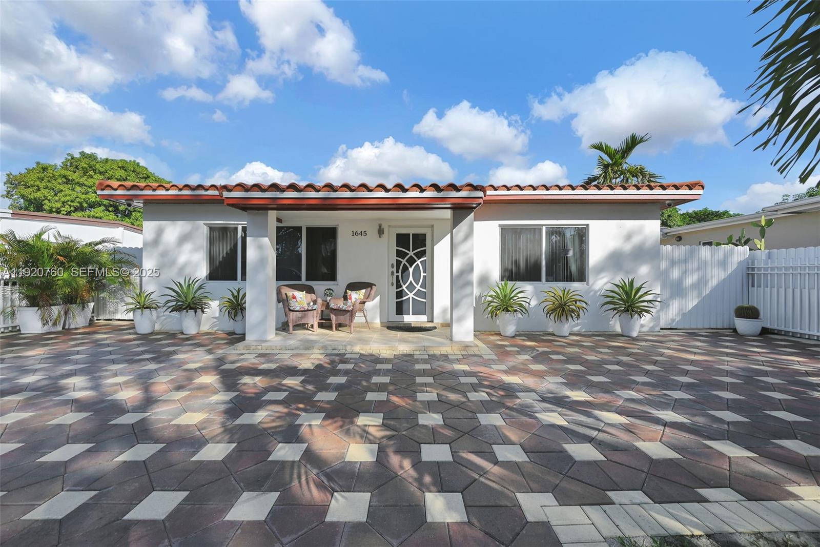 1645 NW 120th St North Miami, FL 33167