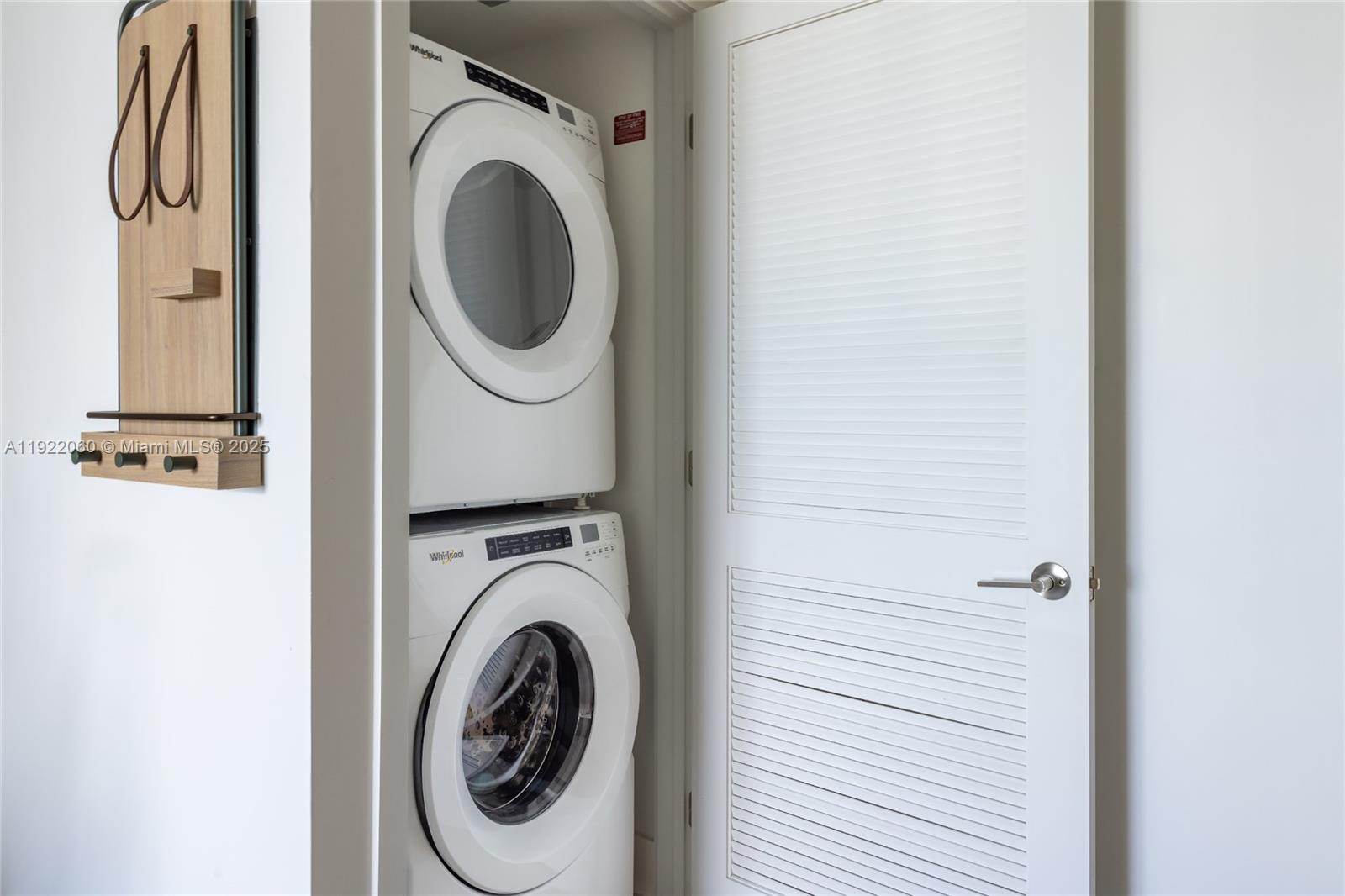 159 NE 6th St #3209 Miami, FL 33132