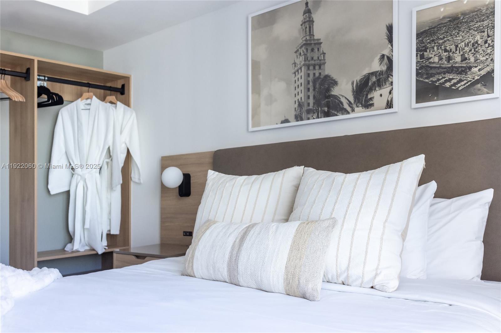 159 NE 6th St #3209 Miami, FL 33132