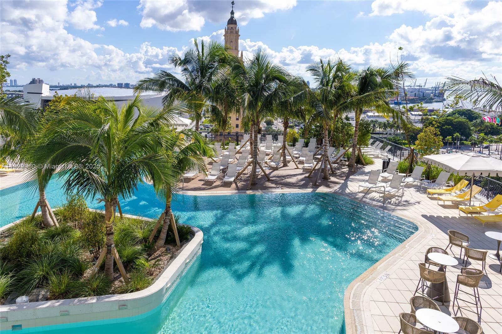 159 NE 6th St #3209 Miami, FL 33132