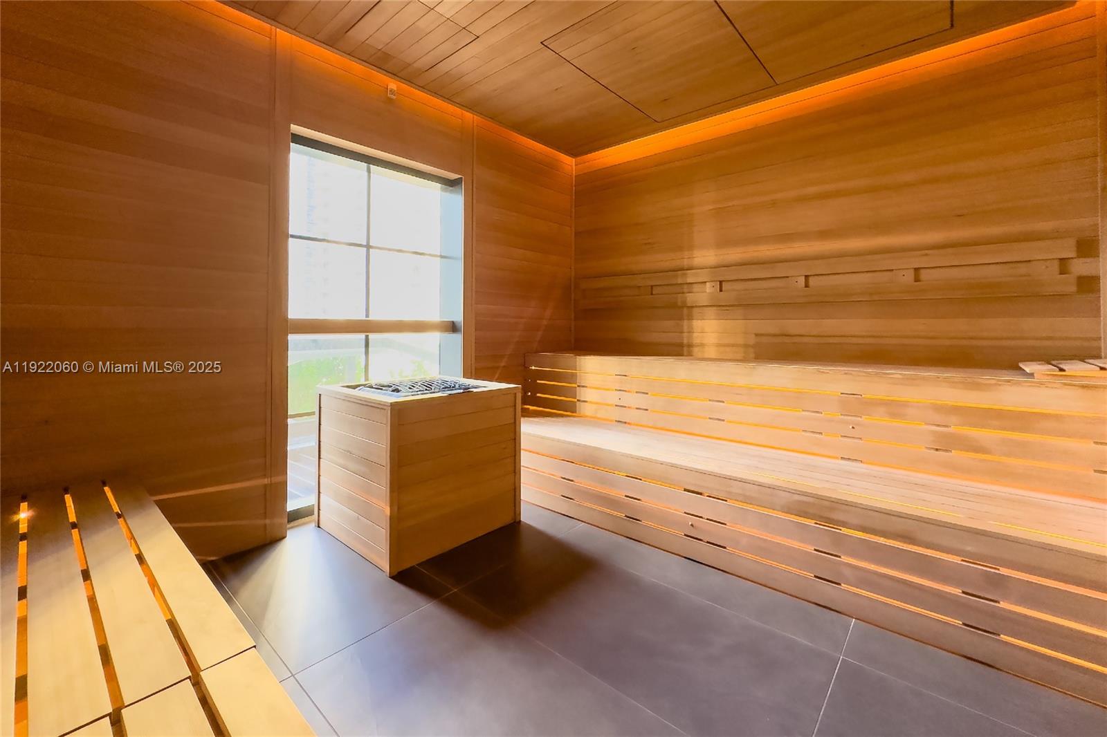 159 NE 6th St #3209 Miami, FL 33132