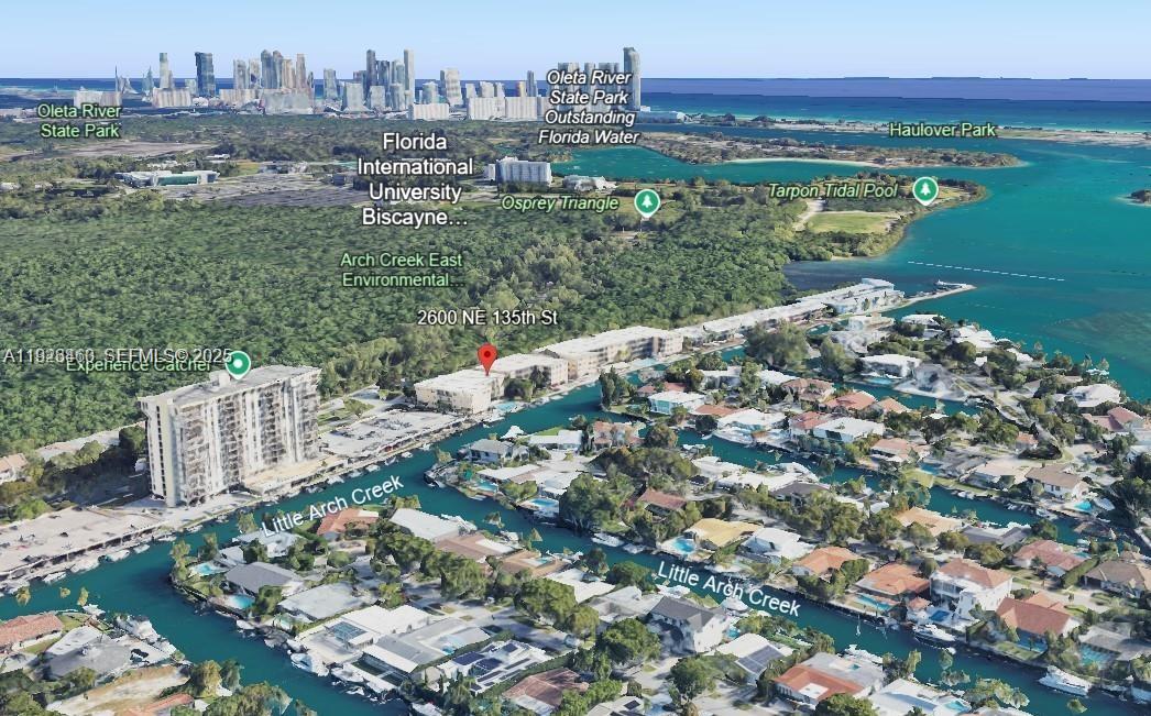 2600 NE 135th St #4E-A