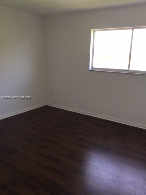 2780 W 76th St #205 Hialeah, FL 33016