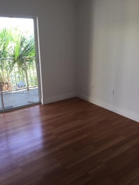 2780 W 76th St #205 Hialeah, FL 33016