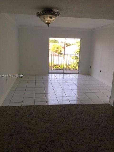 2780 W 76th St #205 Hialeah, FL 33016