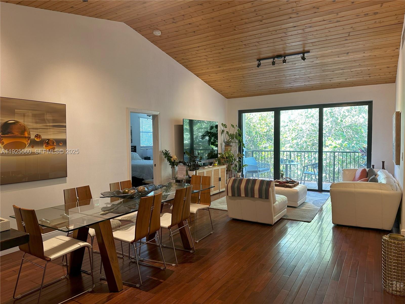 55 Ocean Ln Dr #4020